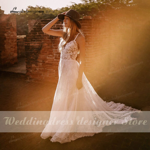 Robe de mariée bohème d'été, bretelles croisées, broderie florale, corsage en dentelle, plage, sexy, simple