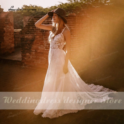 Robe de mariée bohème d'été, bretelles croisées, broderie florale, corsage en dentelle, plage, sexy, simple