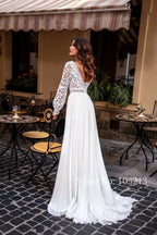 Baoleely Bohemian Lace Long Sleeve Wedding Dresses Chiffon Sweep Train Vintage Scoop Neck Bridal Gowns Pearls Beach Bridal Gown