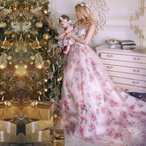 Vestido de novia sexy sin mangas con estampado floral romántico 26405