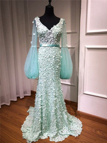 En oferta. Sin devoluciones ni reembolsos. Vestidos de noche de sirena con cuello en V y manga larga, estampado de flores y perlas. Modelo LA6514.