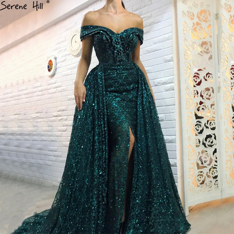 Robe de soirée longue sirène vert foncé pailletée à épaules dénudées et traîne amovible