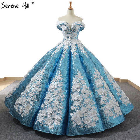 Vestido de novia de lujo con flores y perlas hechas a mano de Red Bean