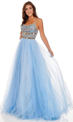 Robe en tulle à facettes géométriques