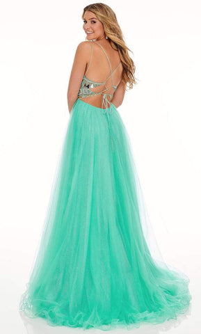 Robe en tulle à facettes géométriques