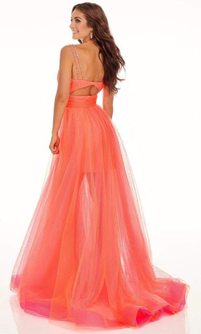 Robe en tulle à décolleté plongeant en V