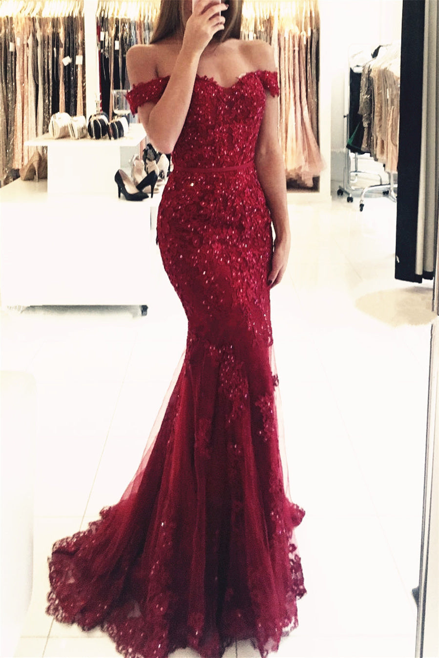Robe de soirée longue rouge en dentelle et perles, épaules dénudées, style sirène, robe de bal