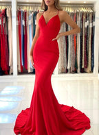Robe de bal rouge longue sirène dos nu à col en V