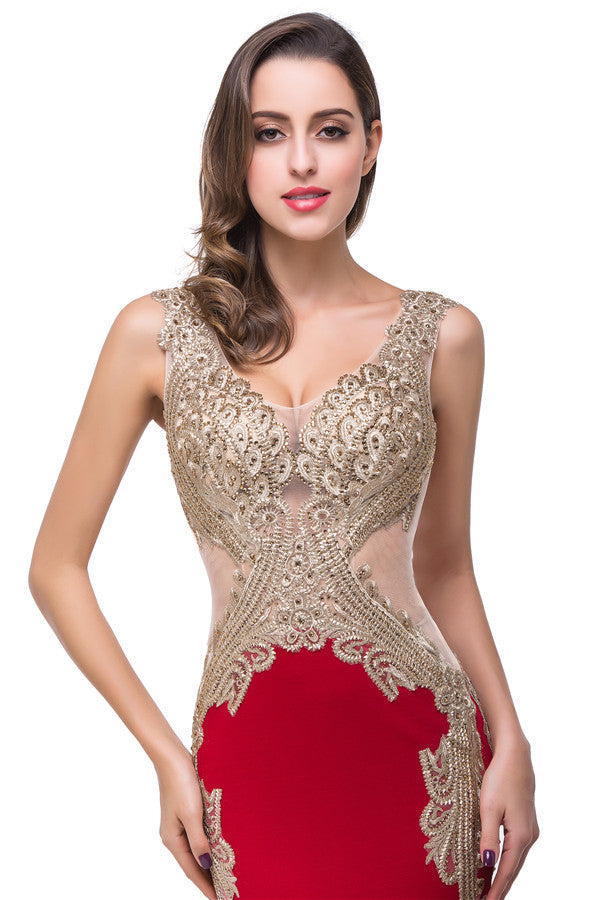 Robe de soirée rouge sirène à col en V et appliques