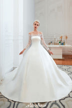 Vestido de novia de satén y encaje romántico estilo princesa | Vestido de novia corte A con cola catedral