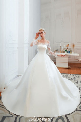 Vestido de novia de satén y encaje romántico estilo princesa | Vestido de novia corte A con cola catedral