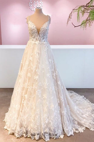 Vestido de novia romántico largo de corte A con escote corazón, apliques de encaje y tul