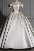 Robes de mariée romantiques en satin à épaules dénudées