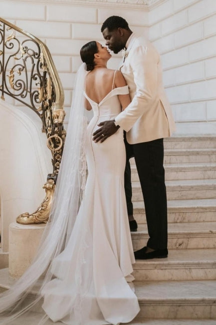 Robe de mariée sirène en satin à fines bretelles et manches courtes, style romantique