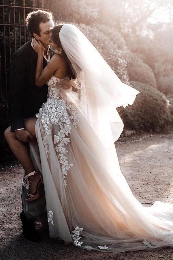 Robe de mariée romantique à décolleté cœur, style bohème, ornée de dentelle 3D WD497