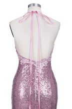 Robe de bal sirène rose poudré à fines bretelles spaghetti et col en V