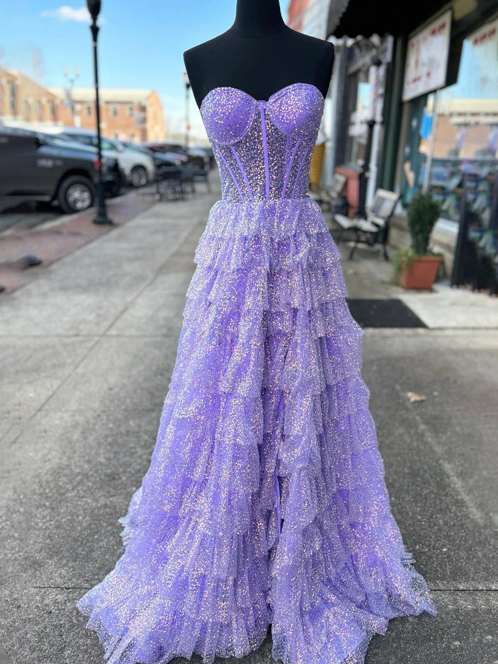 Rosina | Vestido largo de fiesta de lentejuelas con escote corazón y abertura, corte en A, color lavanda