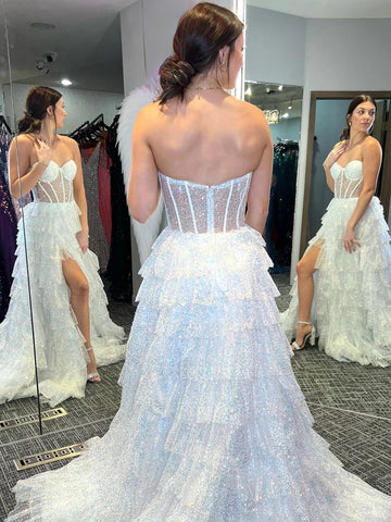 Rosina | Vestido largo de fiesta de lentejuelas con escote corazón y abertura, corte en A, color lavanda