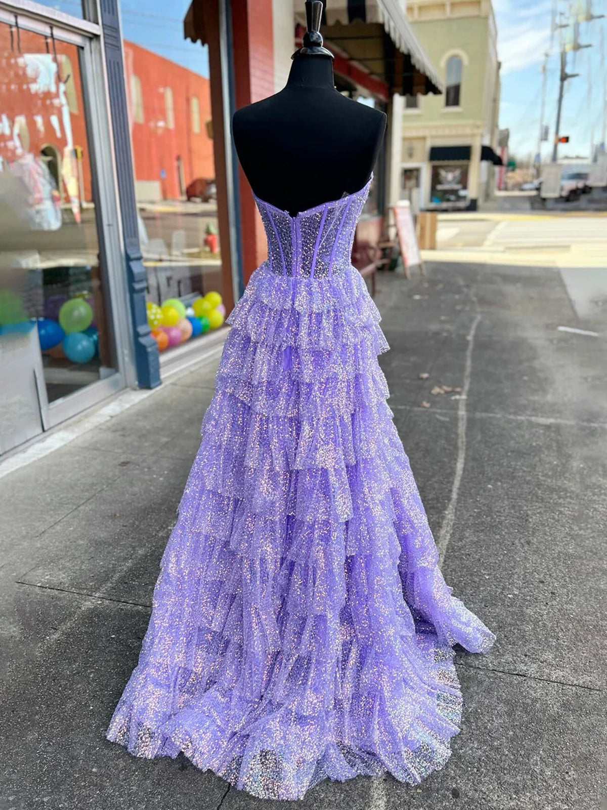 Rosina | Vestido largo de fiesta de lentejuelas con escote corazón y abertura, corte en A, color lavanda