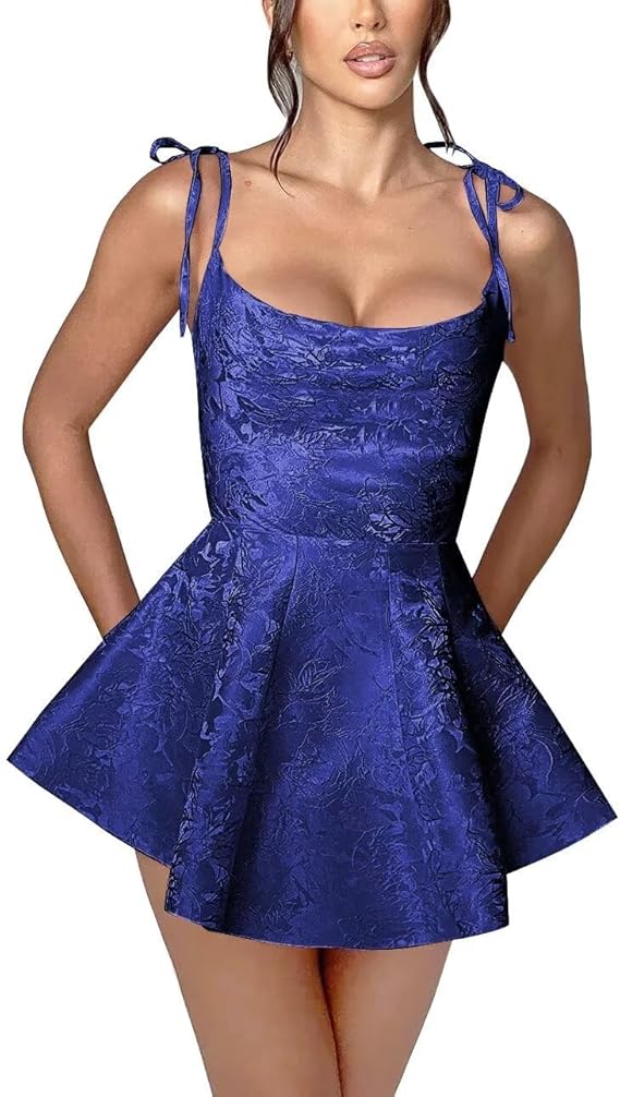 Vestido corto de fiesta de corte A con tirantes finos, de satén, sin mangas, estilo jacquard.