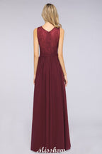 Vestido de dama de honor largo hasta el suelo, corte en A, con volantes, de gasa y encaje, con escote en V.