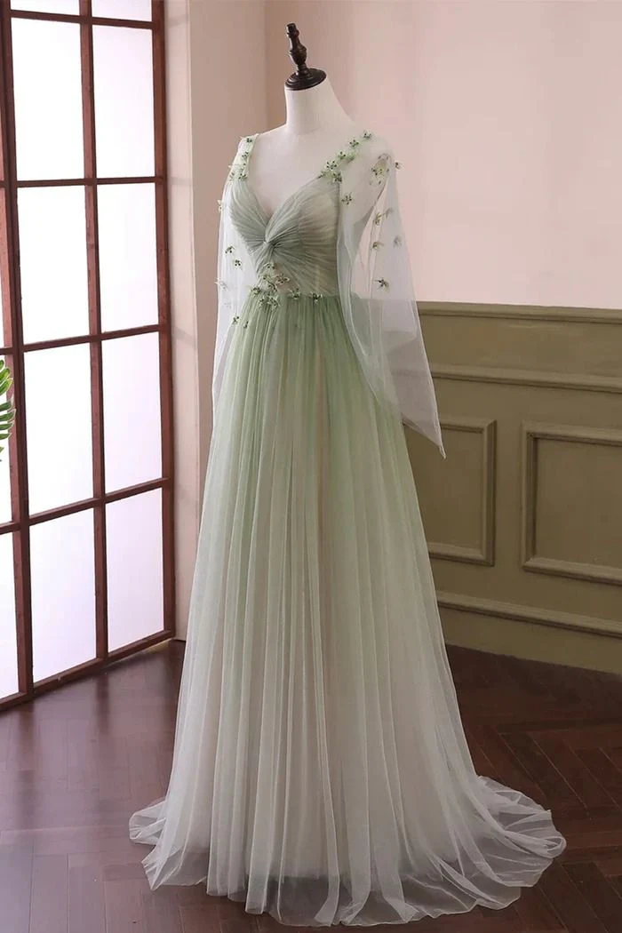 Sabina | Robe de bal en tulle trapèze à manches longues couleur sauge avec appliques