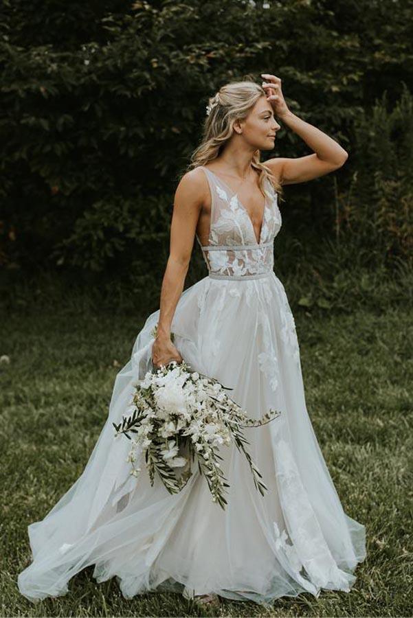 Robe de mariée de plage en tulle ivoire transparent et dentelle, col en V et dos en V WD419