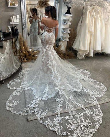 Sexy Floor Length Sweetheart Off-The-Shoulder Sleeveless Mermaid Lace Wedding Dress