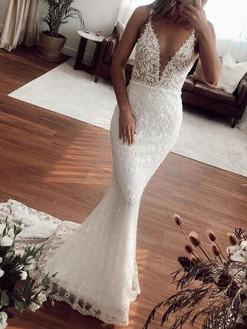 Vestidos de novia largos y sexis de sirena con escote en V y encaje de tul