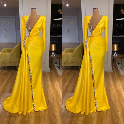 Robe de bal longue jaune sexy à sequins, col en V et fente, manches longues