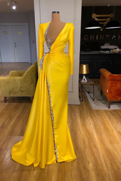 Robe de bal longue jaune sexy à sequins, col en V et fente, manches longues