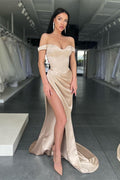 Robe de bal longue en satin sexy à épaules dénudées et fente latérale