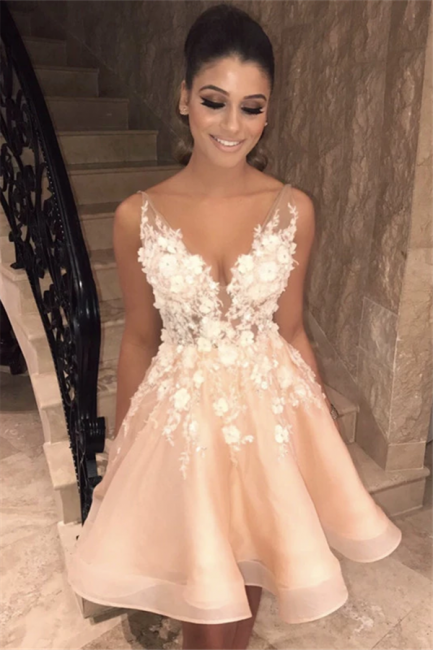 Robe de bal sexy à fines bretelles et décolleté en V | Robe de bal courte chic à appliqués floraux