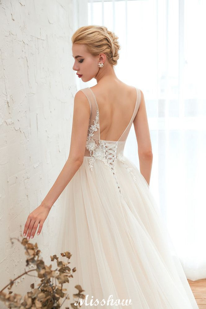 Robe de mariée princesse sexy en tulle à col en V avec applications de dentelle