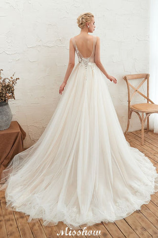 Vestido de novia de princesa sexy con escote en V, tul y apliques de encaje