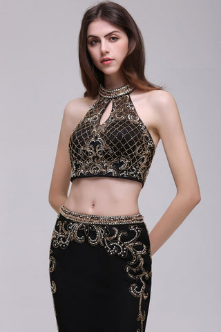 Robe de bal deux pièces noire fourreau à col halter ornée de cristaux