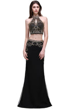 Robe de bal deux pièces noire fourreau à col halter ornée de cristaux