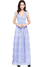 Robe de bal bleu marine fourreau en dentelle, col en V, longueur au sol