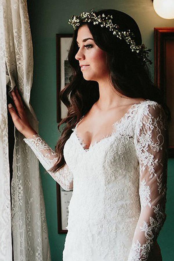 Vestido de novia de tul con escote en V, mangas largas, espalda descubierta y apliques WD529