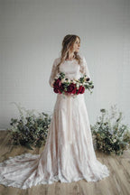 Vestido de novia modesto de encaje transparente de manga larga WD530