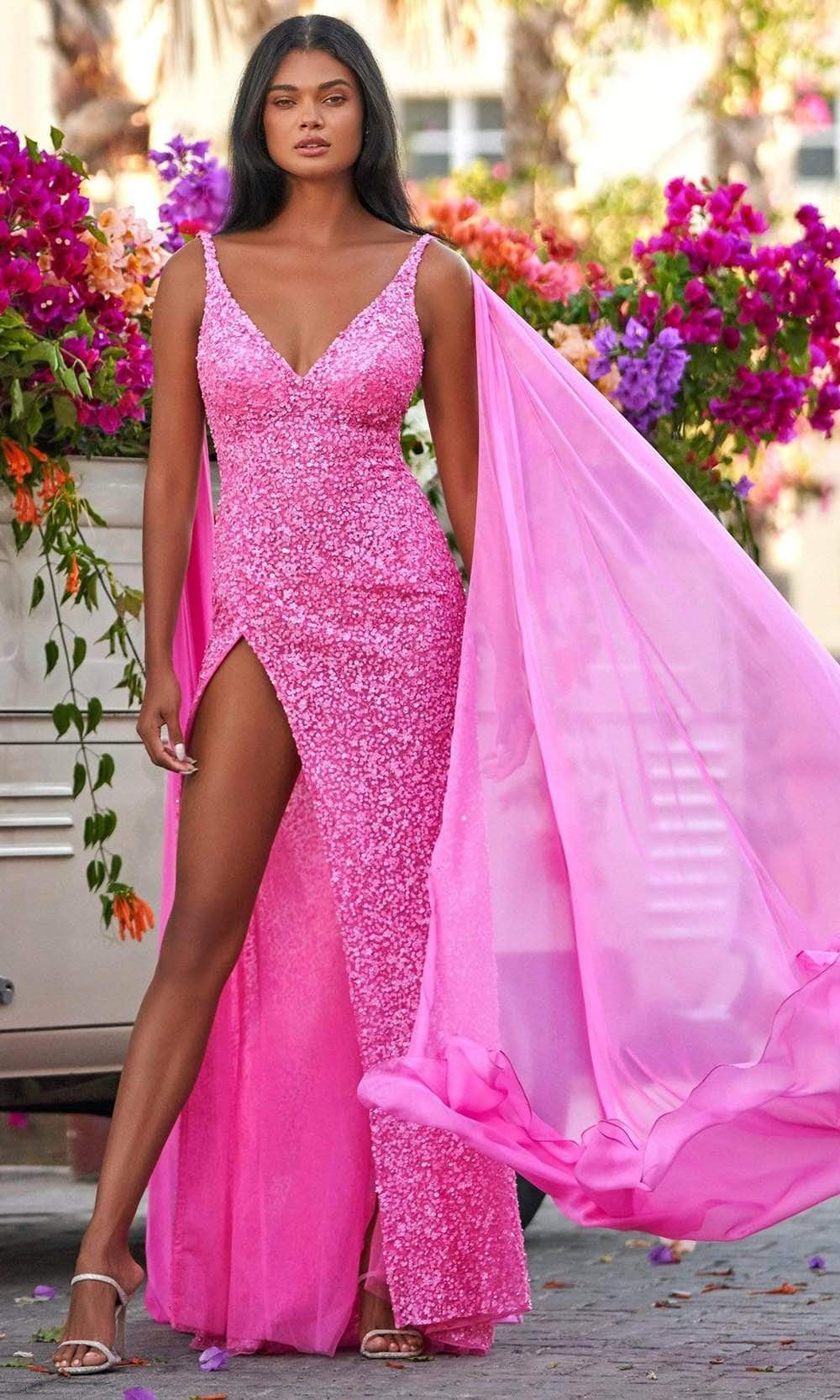 Robe à sequins drapée transparente