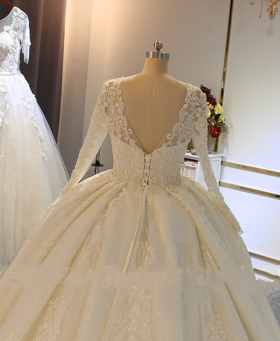 Vestidos de novia largos, brillantes, de corte A, con bordado completo de cuentas, cordones y mangas.