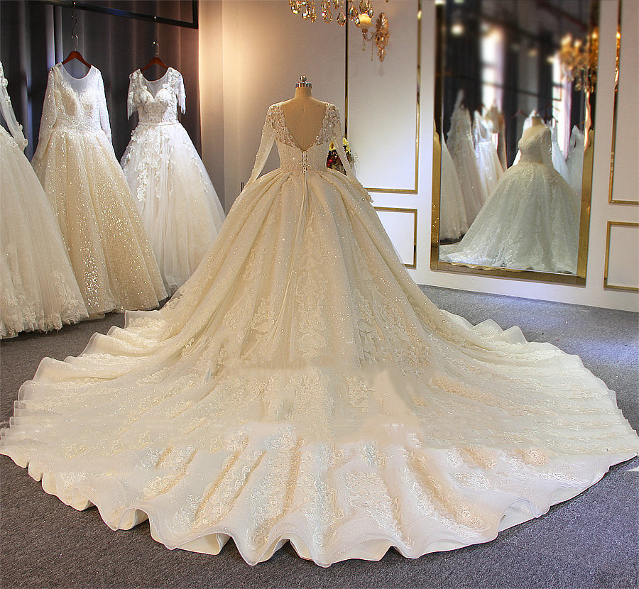 Vestidos de novia largos, brillantes, de corte A, con bordado completo de cuentas, cordones y mangas.