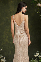 Vestido de dama de honor/baile de sirena con tirantes finos, escote en V y lentejuelas brillantes hasta el suelo.