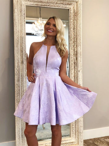 Robe de bal courte trapèze à col V profond et sans manches