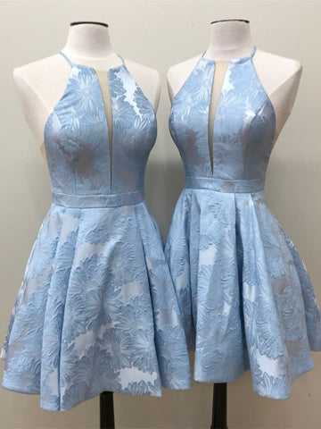 Robe de bal courte trapèze à col V profond et sans manches