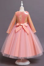 Robes de demoiselle d'honneur courtes en tulle à sequins et manches, de coupe trapèze