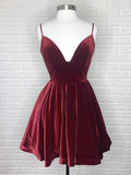 Robe de bal courte en velours bordeaux, coupe trapèze, col en V, dos nu, idéale pour les remises de diplômes et les fêtes de fin d'année.