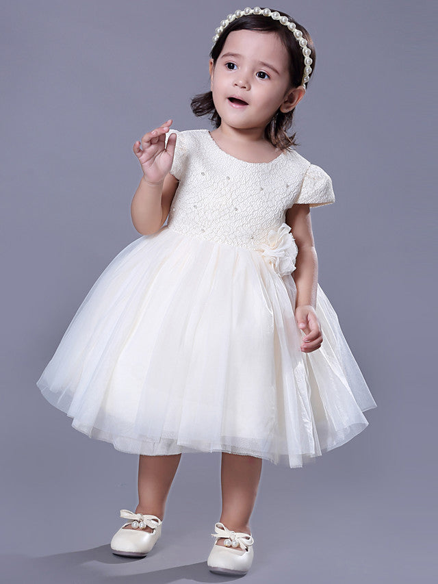Vestido corto de baile de encaje con cuello joya para bodas, eventos, fiestas y niñas de las flores, con mangas