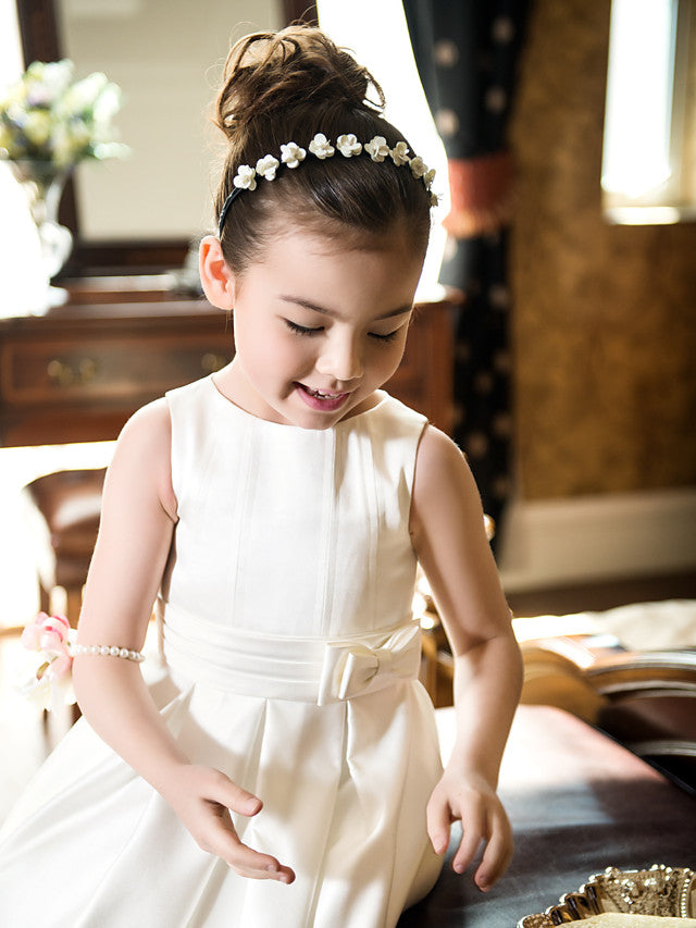Robes courtes de princesse en satin à col rond pour mariage, première communion et demoiselle d'honneur